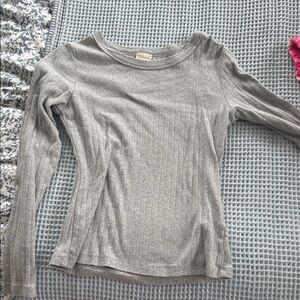 Elegant Gray Ribbed Long Sleeve Top